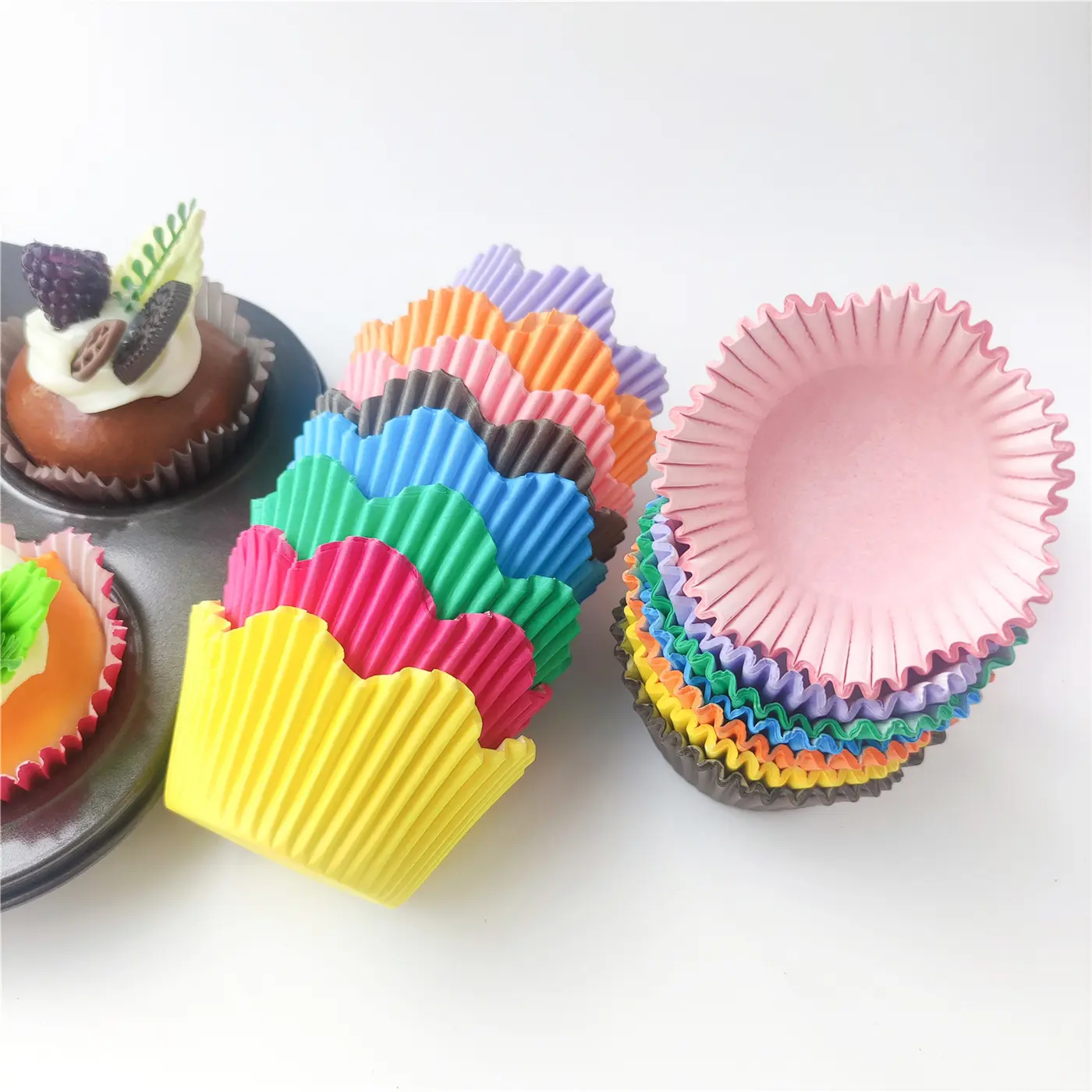 Lotus-Wave-Edged-Biodegradable-Small-Cupcake-Liner-Packsources.com